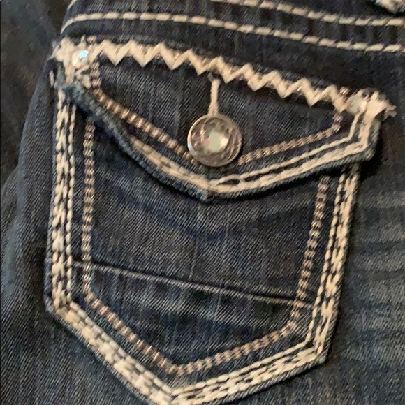 Jeans - Picture 2 of 6